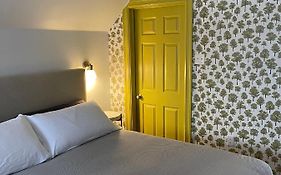 The Archie & Isidore Hotel